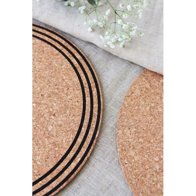 Apvalūs padėkliukai lėkštėms iš kamštienos su juodu raštu 4vnt.