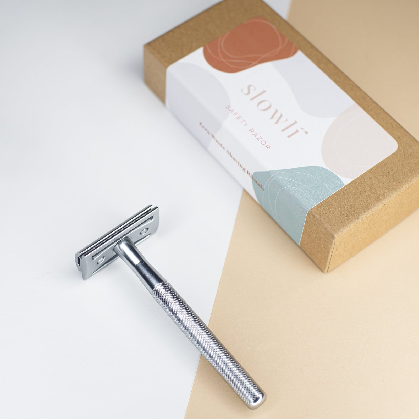 Metalinis skustuvas SLOWLI CLASSIC sidabrinis